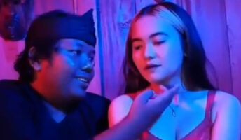 Bokep Indo Drama Dukun Cabul Penipu Bikin Wanita Basah