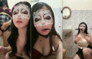 Bokep Indo mita duo lesbi main di kamar mandi pake sex toys